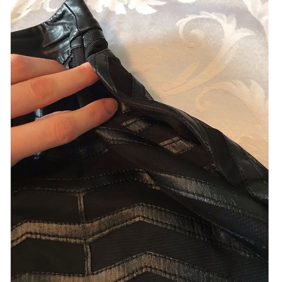 Guess Circle Flared Mini Skirt - (Black) - Picture 5 of 14